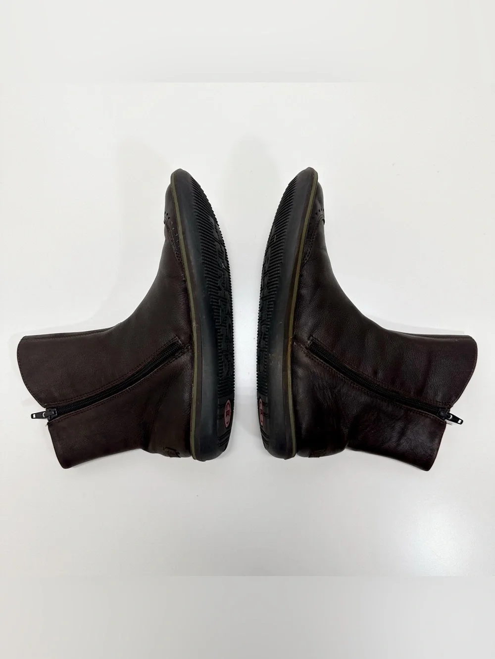 Camper Beetle Leather Side Snap Ankle Boots in Dark Brown and Green